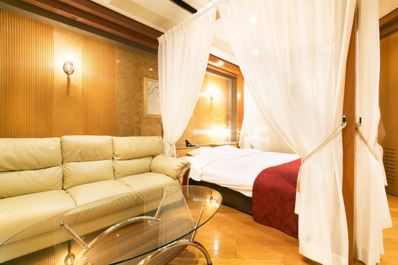 Hotel Atlantis Otsu (Adults Only) Екстериор снимка